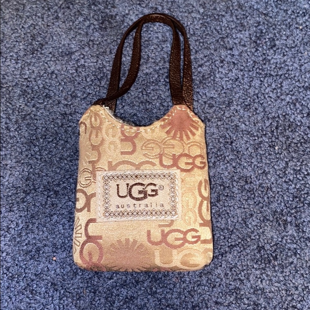 Ugg phone holder